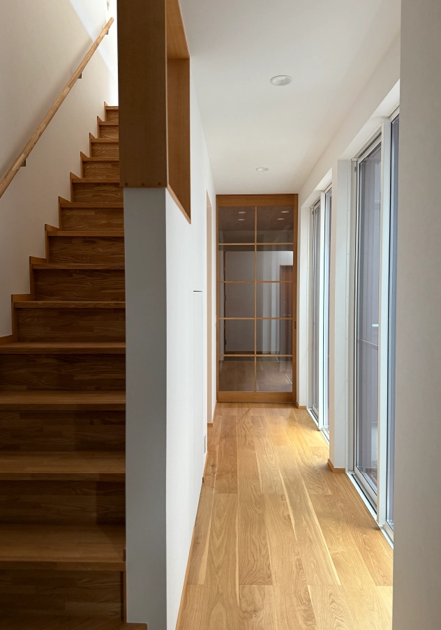 名古屋市西区の新築住宅の廊下写真